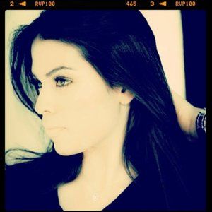 Meet your Posher, Jade